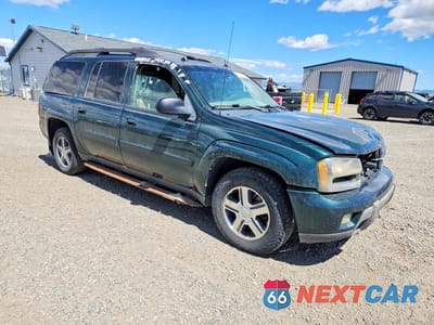 Czwarte zdjęcie samochodu z boku: 2005 CHEVROLET TRAILBLAZER EXT LS VIN:1GNET16S056172343 - miniatura