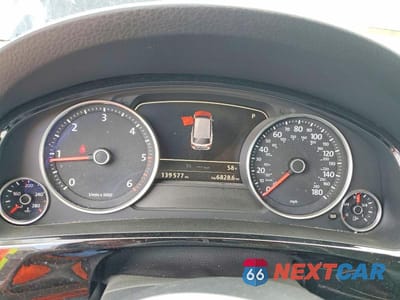 Zdjęcie 8 z 10 samochodu: 2016 VOLKSWAGEN TOUAREG VIN:WVGEP9BP6GD006870 - miniatura