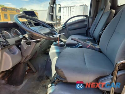Zdjęcie 7 z 13 samochodu: 2015 ISUZU NQR - BOX TRUCK VIN:JALE5W169F7900651 - miniatura