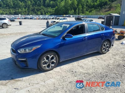 2021 KIA FORTE LXS 3KPF24AD4ME376212 - główne zdjęcie licytacji z USA - miniatura