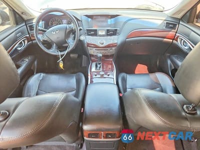 Zdjęcie 8 z 12 samochodu: 2015 INFINITI Q70L 3.7 VIN:JN1BY1PP9FM600806 - miniatura