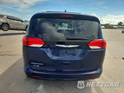 Zdjęcie 6 z 13 samochodu: 2017 CHRYSLER PACIFICA TOURING VIN:2C4RC1DG1HR571915 - miniatura