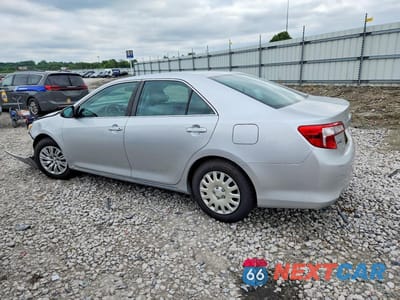 Drugie zdjęcie samochodu z przodu: 2014 TOYOTA CAMRY LE VIN:4T1BF1FK2EU727884 - miniatura