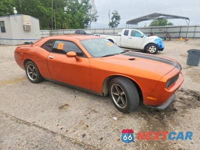 Czwarte zdjęcie samochodu z boku: 2011 DODGE CHALLENGER VIN:2B3CJ4DGXBH602946 - miniatura