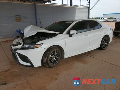 2023 TOYOTA CAMRY SE 4T1G11AK6PU817697 - główne zdjęcie licytacji z USA - miniatura
