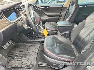 Zdjęcie 7 z 12 samochodu: 2013 TESLA MODEL S VIN:5YJSA1CP6DFP06921 - miniatura