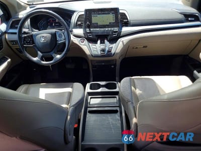 Zdjęcie 8 z 13 samochodu: 2019 HONDA ODYSSEY EXL VIN:5FNRL6H73KB040953 - miniatura