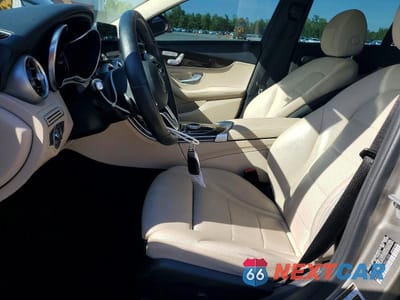 Zdjęcie 7 z 13 samochodu: 2020 MERCEDES-BENZ C 300 VIN:W1KWF8DB8LR601004 - miniatura