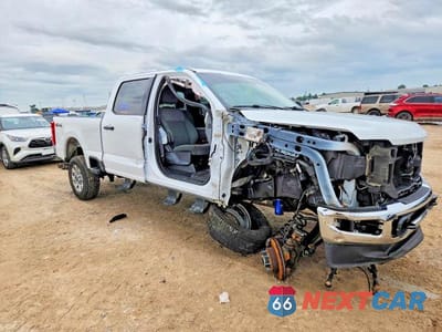 Czwarte zdjęcie samochodu z boku: 2024 FORD F250 SUPER DUTY VIN:1FT7W2BT2RED24342 - miniatura