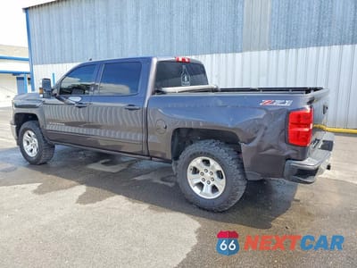 Drugie zdjęcie samochodu z przodu: 2015 CHEVROLET SILVERADO K1500 LT VIN:3GCUKREC5FG203182 - miniatura