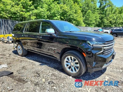 Czwarte zdjęcie samochodu z boku: 2023 CHEVROLET SUBURBAN K1500 PREMIER VIN:1GNSKFKD9PR273764 - miniatura
