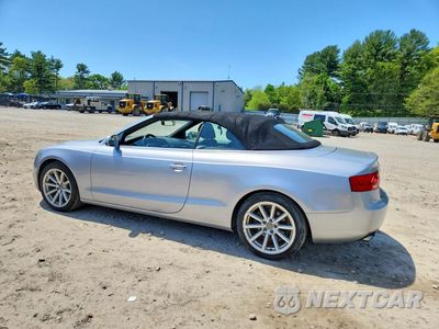 Drugie zdjęcie samochodu z przodu: 2015 AUDI A5 PREMIUM VIN:WAUCFAFHXFN002703 - miniatura