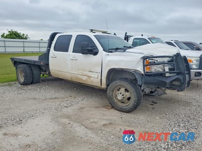 Czwarte zdjęcie samochodu z boku: 2009 CHEVROLET SILVERADO K3500 LTZ VIN:1GCJK93659F125721 - miniatura