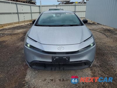 Piąte zdjęcie samochodu w środku: 2026 TOYOTA PRIUS LE VIN:JTDACAAU6T3075422 - miniatura