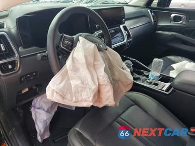 Zdjęcie 8 z 12 samochodu: 2023 KIA SORENTO SX VIN:5XYRKDLF5PG250282 - miniatura