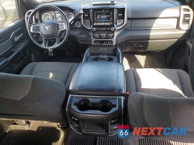 Zdjęcie 8 z 12 samochodu: 2021 RAM 3500 BIG HORN VIN:3C63RRHLXMG689141 - miniatura