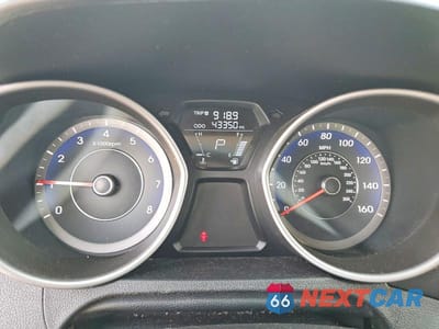 Zdjęcie 9 z 13 samochodu: 2013 HYUNDAI ELANTRA LIMITED VIN:KMHDH4AEXDU009701 - miniatura
