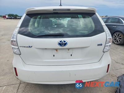 Zdjęcie 6 z 13 samochodu: 2014 TOYOTA PRIUS V THREE VIN:JTDZN3EU6E3324467 - miniatura