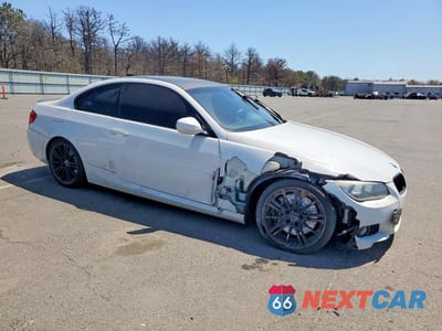 Czwarte zdjęcie samochodu z boku: 2012 BMW 335 I VIN:WBAKG7C58CE803423 - miniatura