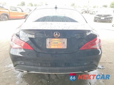 Zdjęcie 6 z 12 samochodu: 2019 MERCEDES-BENZ CLA 250 VIN:WDDSJ4EB2KN749885 - miniatura