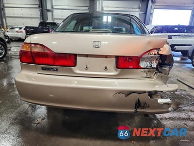 Zdjęcie 6 z 12 samochodu: 2000 HONDA ACCORD LX VIN:1HGCG564XYA128317 - miniatura