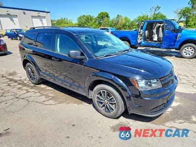 Czwarte zdjęcie samochodu z boku: 2018 DODGE JOURNEY SE VIN:3C4PDCAB8JT171491 - miniatura