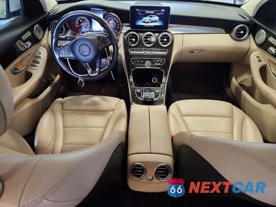 Zdjęcie 8 z 12 samochodu: 2018 MERCEDES-BENZ C 300 VIN:WDDWF4JB8JR335834 - miniatura