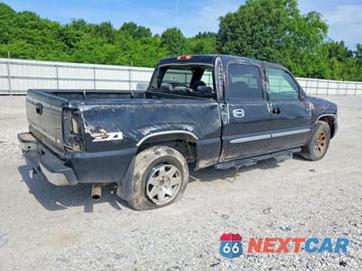 Trzecie zdjęcie samochodu z tyłu: 2006 GMC NEW SIERRA K1500 VIN:2GTEK13T661178567 - miniatura