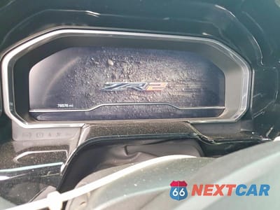 Zdjęcie 9 z 12 samochodu: 2024 CHEVROLET SILVERADO K2500 ZR2 VIN:1GC4YYEY4RF413637 - miniatura