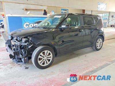 2020 KIA SOUL LX KNDJ23AU9L7709815 - główne zdjęcie licytacji z USA - miniatura