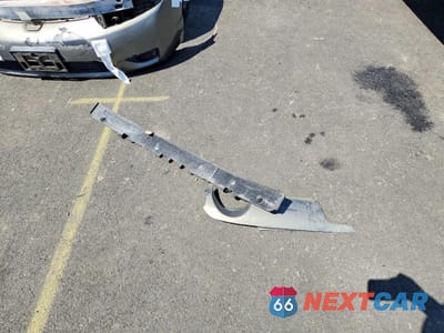 Zdjęcie 12 z 13 samochodu: 2008 HONDA CIVIC LX VIN:2HGFG12618H515921 - miniatura