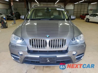 Piąte zdjęcie samochodu w środku: 2013 BMW X5 XDRIVE35I VIN:5UXZV4C57D0E04086 - miniatura