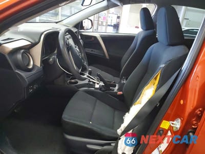 Zdjęcie 7 z 13 samochodu: 2015 TOYOTA RAV4 LE VIN:JTMBFREV4FJ044943 - miniatura