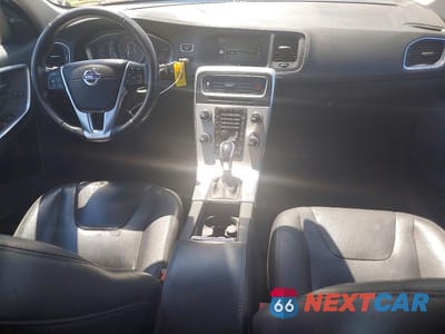 Zdjęcie 8 z 14 samochodu: 2018 VOLVO V60 CROSS COUNTRY PREMIER VIN:YV440MWK4J2052882 - miniatura