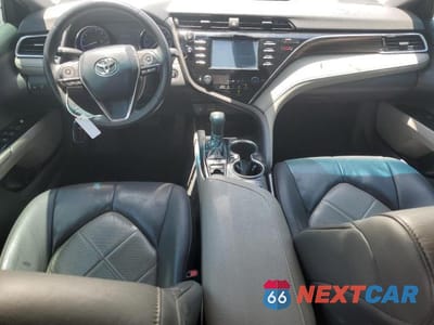 Zdjęcie 8 z 12 samochodu: 2018 TOYOTA CAMRY XLE VIN:4T1B11HK8JU133032 - miniatura