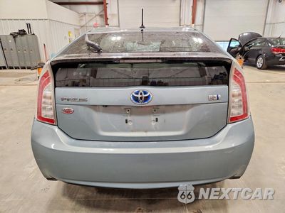 Zdjęcie 6 z 12 samochodu: 2013 TOYOTA PRIUS THREE VIN:JTDKN3DUXD1642878 - miniatura