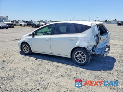 Drugie zdjęcie samochodu z przodu: 2016 TOYOTA PRIUS V THREE VIN:JTDZN3EU7GJ053319 - miniatura