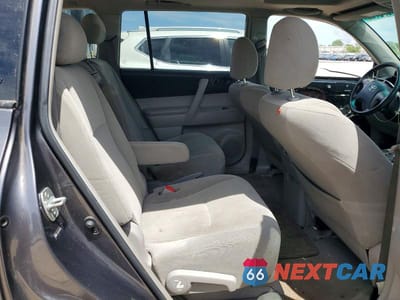 Zdjęcie 11 z 13 samochodu: 2010 TOYOTA HIGHLANDER BASE VIN:5TDZK3EH2AS013591 - miniatura