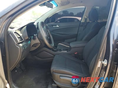 Zdjęcie 7 z 13 samochodu: 2020 HYUNDAI TUCSON SE VIN:KM8J2CA40LU190649 - miniatura