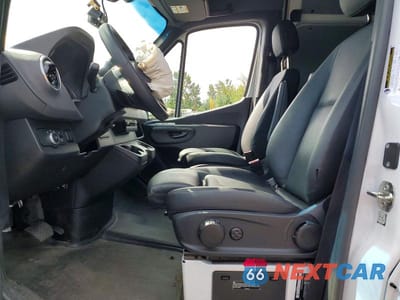 Zdjęcie 7 z 14 samochodu: 2025 MERCEDES-BENZ SPRINTER 2500 VIN:W1Y4KCHY8ST223990 - miniatura