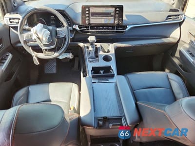 Zdjęcie 8 z 12 samochodu: 2022 TOYOTA SIENNA XSE VIN:5TDDSKFCXNS046531 - miniatura