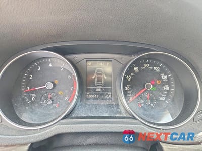 Zdjęcie 9 z 12 samochodu: 2018 VOLKSWAGEN PASSAT SE VIN:1VWBA7A38JC009727 - miniatura