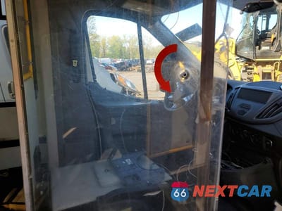 Piąte zdjęcie samochodu w środku: 2017 FORD TRANSIT T-350 HD VIN:1FDES8PV1HKB35404 - miniatura