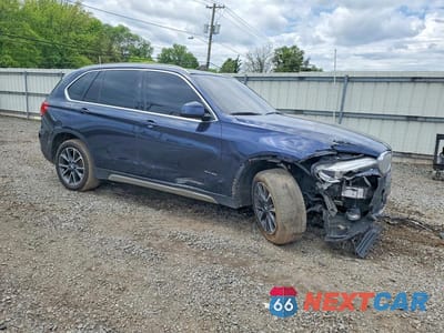 Czwarte zdjęcie samochodu z boku: 2018 BMW X5 XDRIVE35I VIN:5UXKR0C53JL076929 - miniatura