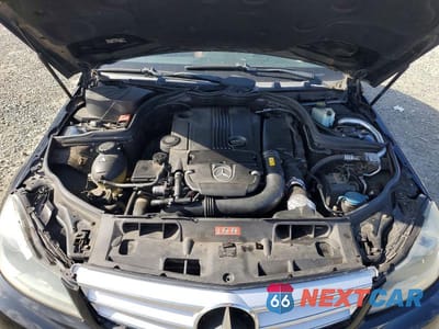 Zdjęcie 11 z 12 samochodu: 2013 MERCEDES-BENZ C 250 VIN:WDDGF4HB5DR242722 - miniatura