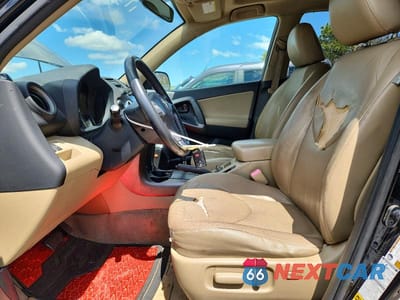 Zdjęcie 7 z 13 samochodu: 2009 TOYOTA RAV4 LIMITED VIN:JTMBF31V29D010070 - miniatura