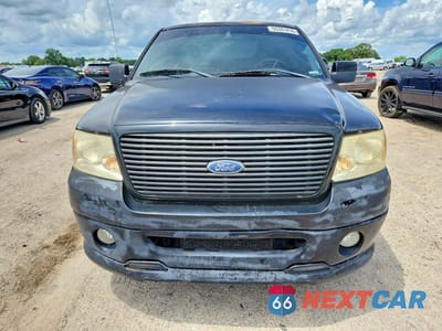 Piąte zdjęcie samochodu w środku: 2007 FORD F150 VIN:1FTRX12V07KC08461 - miniatura