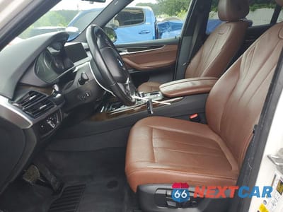 Zdjęcie 7 z 13 samochodu: 2017 BMW X5 XDRIVE35I VIN:5UXKR0C31H0V77764 - miniatura