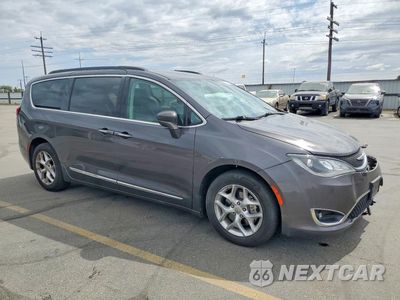 Czwarte zdjęcie samochodu z boku: 2017 CHRYSLER PACIFICA TOURING L VIN:2C4RC1BG0HR803858 - miniatura