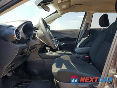 Zdjęcie 7 z 12 samochodu: 2024 NISSAN KICKS SV VIN:3N1CP5CV3RL474055 - miniatura